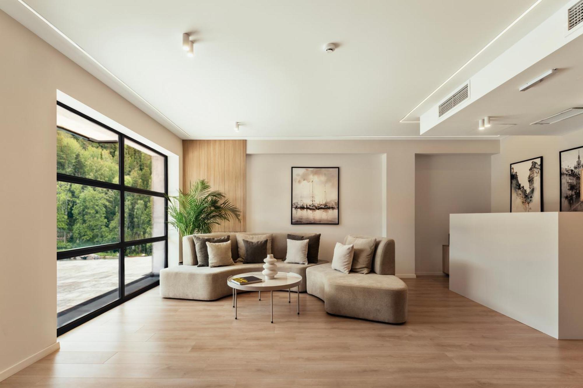 Solridge Aparthotel Тбілісі Екстер'єр фото