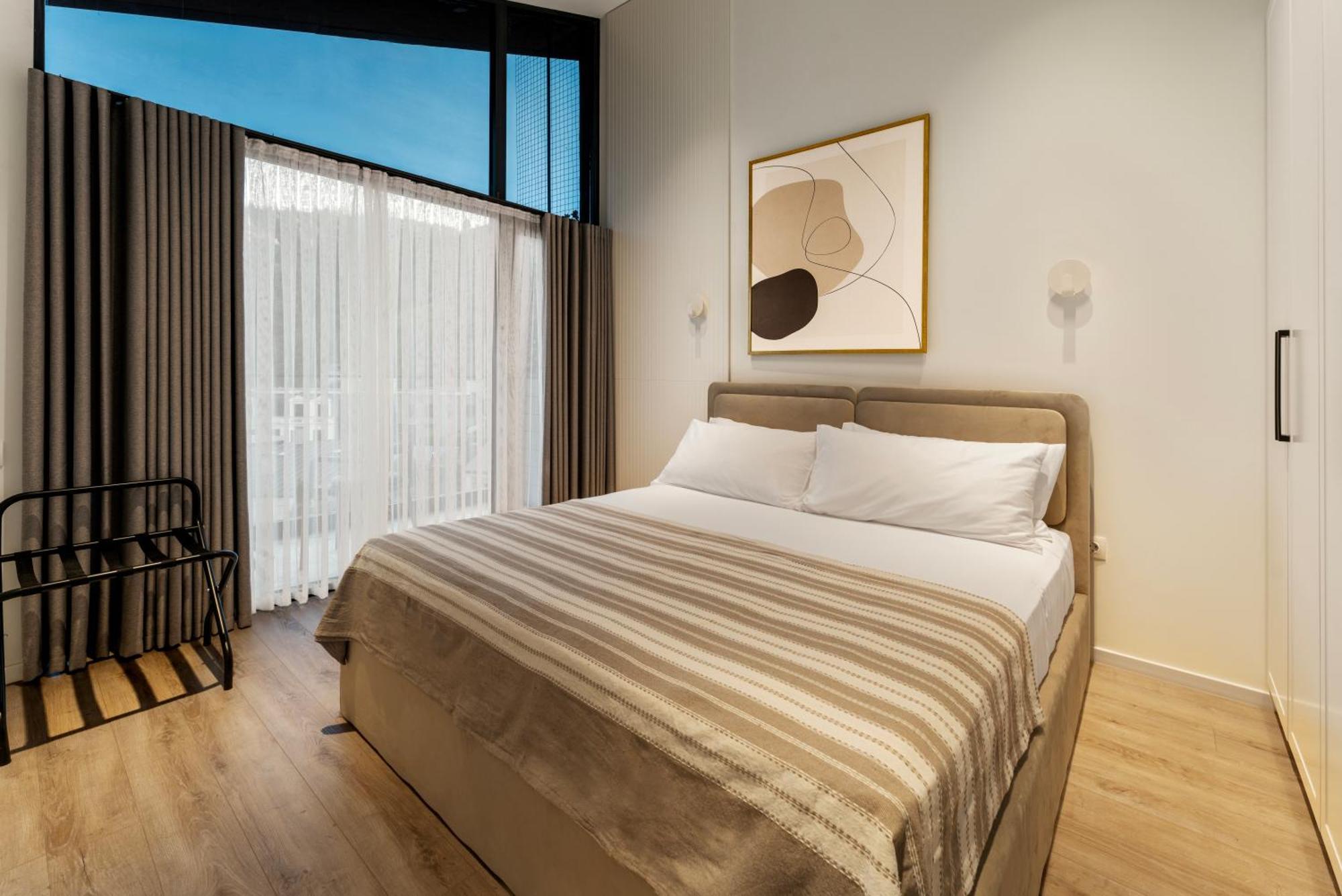 Solridge Aparthotel Тбілісі Екстер'єр фото