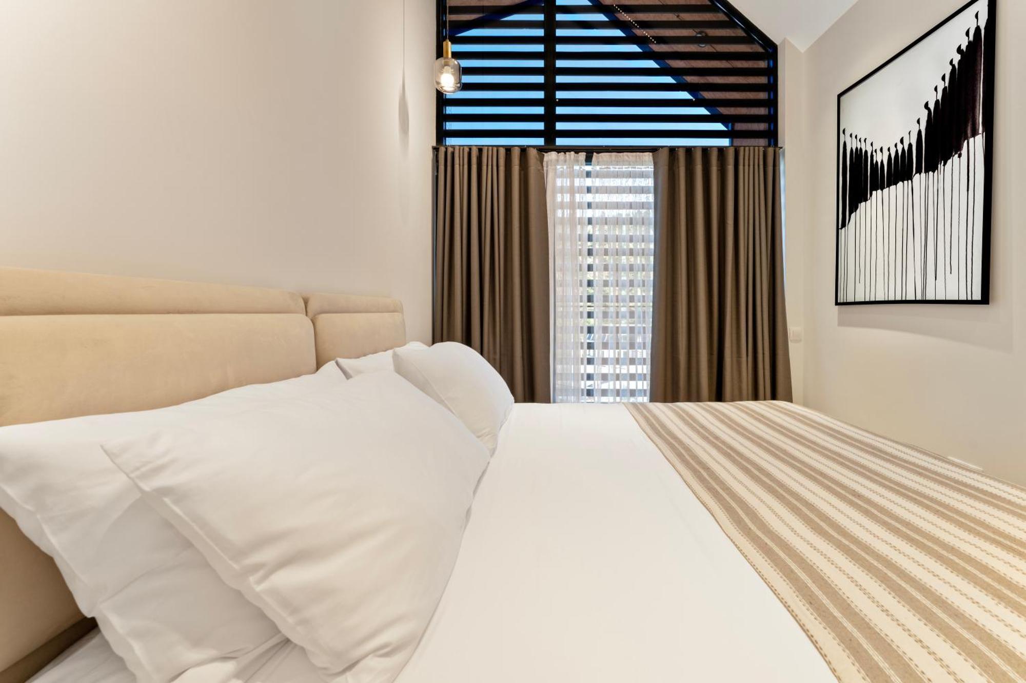 Solridge Aparthotel Тбілісі Екстер'єр фото